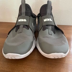 Nike Sneakers six 6.5